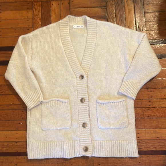 Mango Oversized knit cardigan - Picture 6 of 7